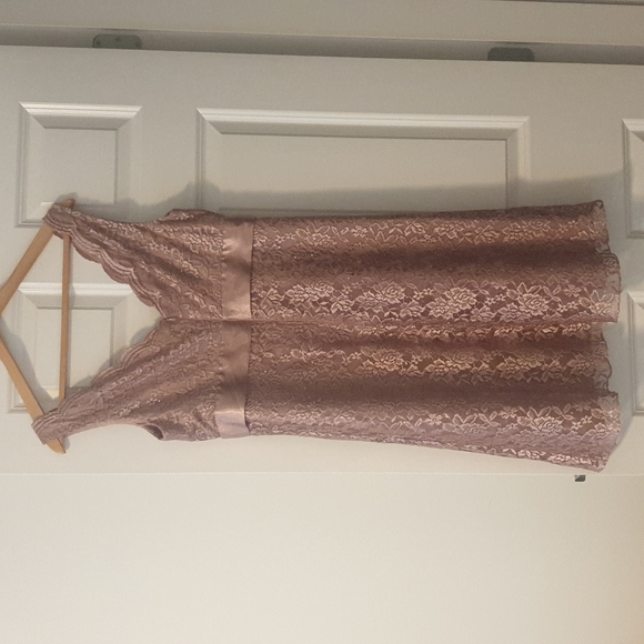 💚💎3/$30 Formal dusky pink with sparkles dress - Picture 2 of 8